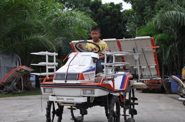 ขายรถดำนาราคาถูก KUBOTA S1-500 5แถวสภาพสวยเดิมจากญี่ปุ่นยังไม่เคยใช้ในไทย 85,000เท่านั้น!!