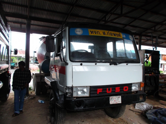 ขายด่วนรถสิบล้อFN215Kหัวครั้ชซีเครือง6D14ยางดี10เส้น