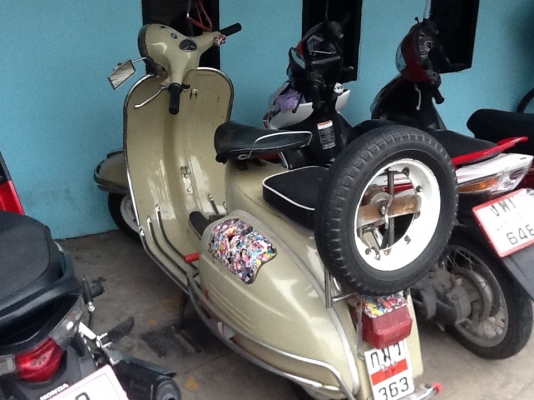 ขายเวสป้า 150 ทะเบียนโอน ภาษีไม่ขาดต่อ