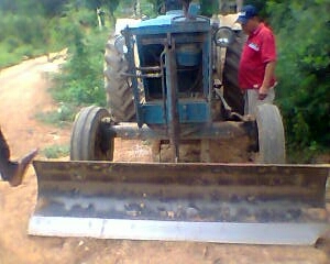 FORD77 T3เสื้อเรียบ ผานดัน หาง3 เล่มทะเบียนพร้อมโอน