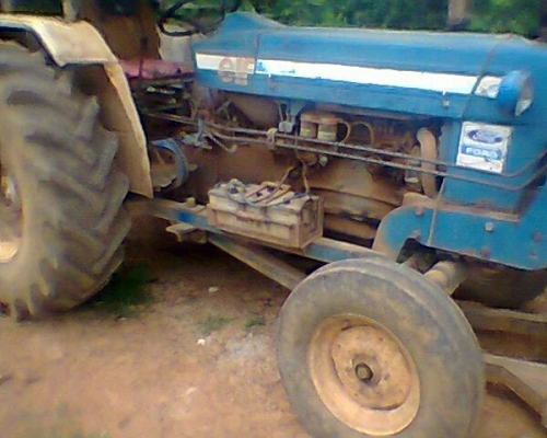 FORD77 T3เสื้อเรียบ ผานดัน หาง3 เล่มทะเบียนพร้อมโอน