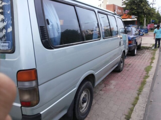 ขาย รถตู้ TOYOTA ปี 96 ดีเซล บางเดิม เครื่องดี ภายในสวยๆ (จัดfinanceและรับบัตร) ขาย รถตู้ TOYOTA ปี 96 ดีเซล บางเดิม เครื่องดี ภายในสวยๆ (จัดfinanceและรับบัตร)