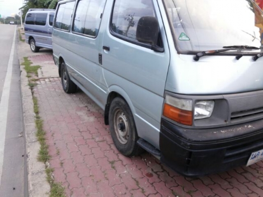 ขาย รถตู้ TOYOTA ปี 96 ดีเซล บางเดิม เครื่องดี ภายในสวยๆ (จัดfinanceและรับบัตร)