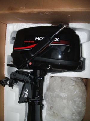 ขายเรือยาง(ใหม่)ยี่ห้อ Magnum พร้อมเครื่อง Hondex 5 แรง 2 stroke