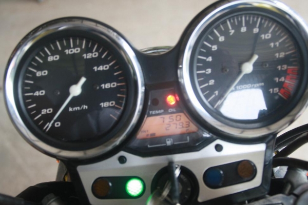 ขาย CB 400 เทค 1 สรรพสามิตแท้ ท่อ PERFORMANCE เสียงมัน สีเใหม่เจ็บจิ๊ด 94000