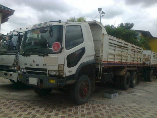 ขายMITSUBIHI M6 260 ปี49พ่วงแม่ลูกดั๊มกระบะเหล็ก ทั้งหมด 6พ่วง สภาพสวยพร้อมใช้ ราคาต่อรองได้ ติดต่อได้ที่คุณ อ๊อฟ พิจิตร 086-737-9991