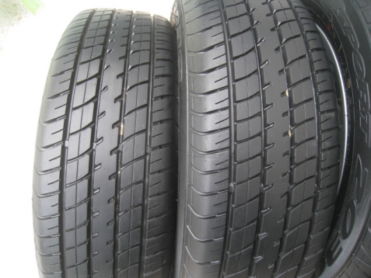 ขายล้อแม็ก Toyota vios ป้ายแดง 15"x5.5" et45 4รู100 + ยางปี13 สนใจติดต่อเล็กคลองสามครับ (081-3747940)