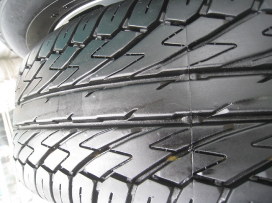 ขายล้อแม็ก honda freed ป้ายแดง 15"x5.5" et50 4 รู 100 + ยางปี 12 สนใจติดต่อเล็กคลองสามครับ (081-3747940)