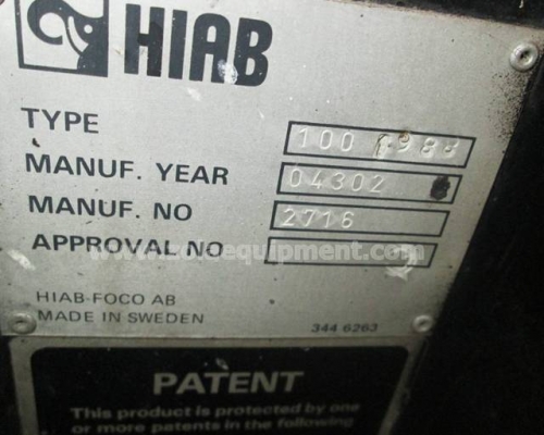 เครนพับ HIAB รุ่น 100 เครนเก่าในประเทศ น้ำหนักยกประมาณ 4.9 ตัน,ความยาวยืดได้ 10.2 เมตร