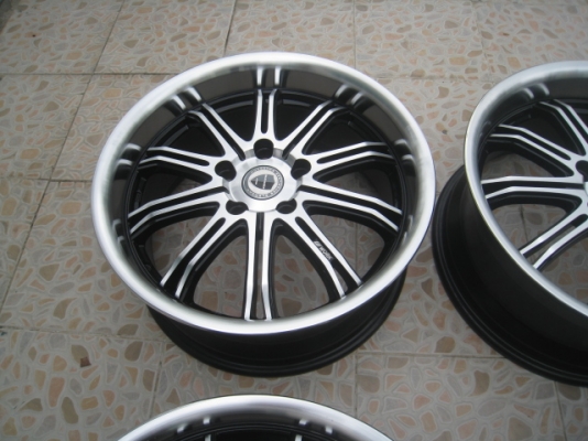 ขายล้อแม็ก w work มือสอง 17"x7.5" หน้า et45, หลัง et40 5 รู 114.3  สนใจติดต่อเล็กคลองสามครับ (081-3747940)