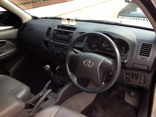 ขายดาวน์ Toyota cab 2012 แค็ปเปิดได้รุ่น VIGO แชมป์ เครื่องเบนซิน2700cc ไม่ได้ติดแก็ส รถวิ่ง30,000กิโลแท้  ขายดาวน์ 85,000