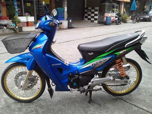 wave 125 s ปี 46 สตาร์ทมือ สีน้ำเงิน แต่งมาหล่อมากๆๆๆ เครื่องเดิมแน่น ชุดสีสวย เอกสารชุดโอนครบ wave 125 s ปี 46 สตาร์ทมือ สีน้ำเงิน แต่งมาหล่อมากๆๆๆ เครื่องเดิมแน่น ชุดสีสวย เอกสารชุดโอนครบ