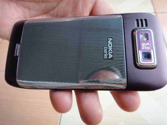 โนเกีย E72