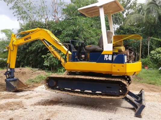 ขายแบคโฮ Komatsu pc 40-6  รถพร้อมใช้งาน