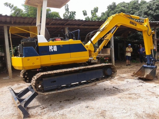 ขายแบคโฮ Komatsu pc 40-6  รถพร้อมใช้งาน
