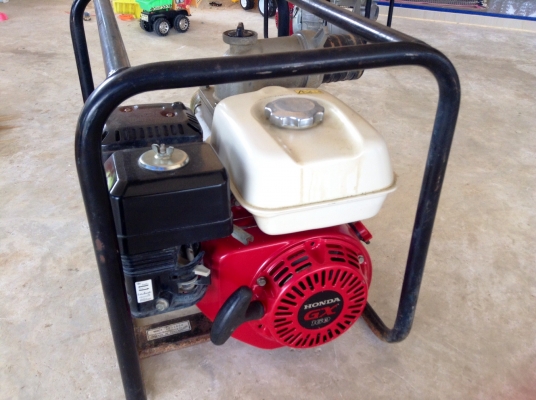 ขายเครื่องสูบน้ำ ยี่ห้อ Honda รุ่น WB30XT