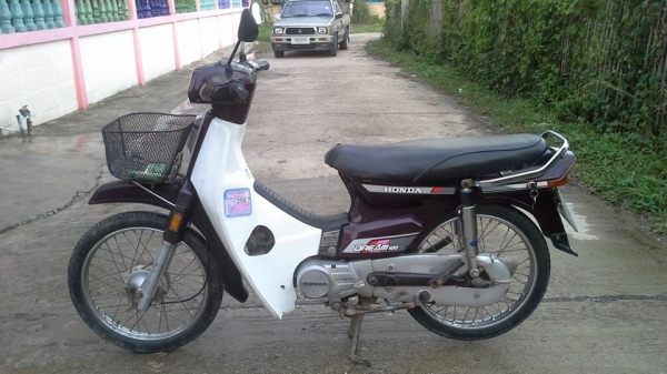 ดรีมคุรุสภา3คัน3สีทะเบียนโอนเดิมๆราคา9800/12500/12800บาท