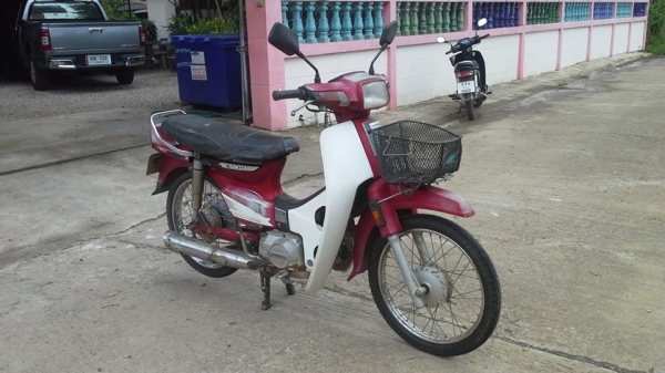 ดรีมคุรุสภา3คัน3สีทะเบียนโอนเดิมๆราคา9800/12500/12800บาท