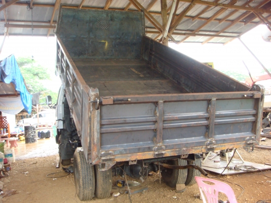 ขายรถบรรทุกมือสอง