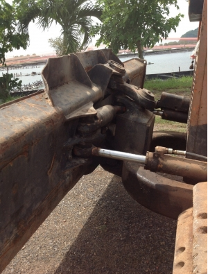 ขาย** D3 ฮิตาชิ DX75M เครื่อง4สูบ จอร์นเดียร์ ประหยัดน้ำมัน เกียร์ทอร์ก หน้า4หลัง4 ใบมีดสไลด์6ทิศทาง พร้อมใช้งาน