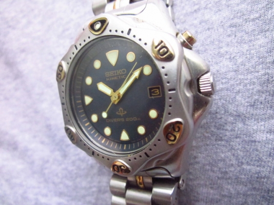 +++++ SEIKO คีเนติกดำน้ำ 200 เมตร 2 กษัตริย์ +++++ +++++ SEIKO คีเนติกดำน้ำ 200 เมตร 2 กษัตริย์ +++++