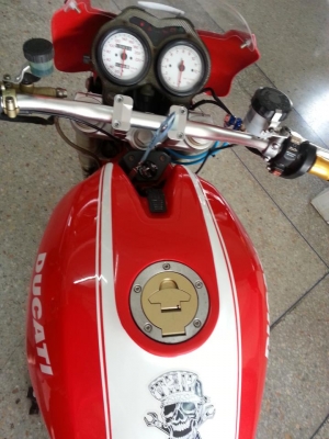 ducatim400ปี98แต่งเยอะสีใหม่รถมือเดียวไทยพร้อมสรรพสามิตรคับ(เอกสารแท้)ลดราคา 119000-
