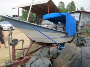 -ขายเรือไฟเบอร์ 17 ฟุต คับ