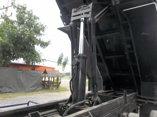 ขายด่วนรถบรรทุก12ล้อHINO โปรเซียเครื่องP11C 320แรง กระบะปรีเนียมดั้ม