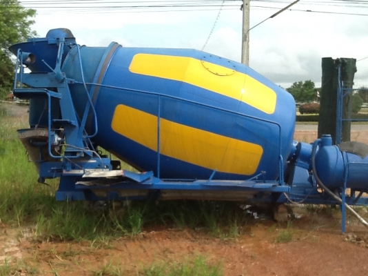 ขายโม่ปูน5. คิวสภาพสวยมากครับไม่มีบุบ. ปั้มคายาบ้า. สนใจติดต่อ089-7088772 ขายโม่ปูน5. คิวสภาพสวยมากครับไม่มีบุบ. ปั้มคายาบ้า. สนใจติดต่อ089-7088772