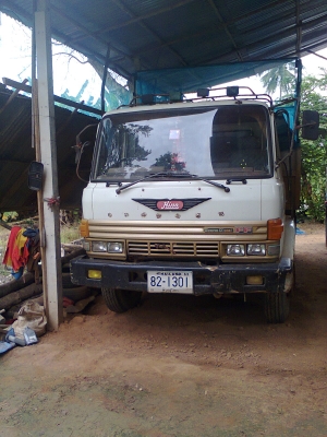ขายหกล้อดั้มดิน HINO EH700 ยาง900 ขายหกล้อดั้มดิน HINO EH700 ยาง900