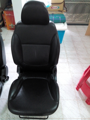 ต้องการขายเบาะคู่หน้า มิตชู triton พลัส
