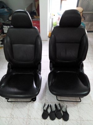ต้องการขายเบาะคู่หน้า มิตชู triton พลัส