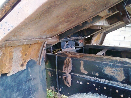 รถสิบล้อ MITSU MITSUBISHI FN627 M6 ปี51 260 แรงม้า รถสภาพใหม่กริ๊บทั้งคัน.