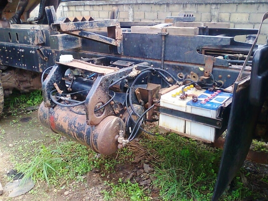 รถสิบล้อ MITSU MITSUBISHI FN627 M6 ปี51 260 แรงม้า รถสภาพใหม่กริ๊บทั้งคัน.