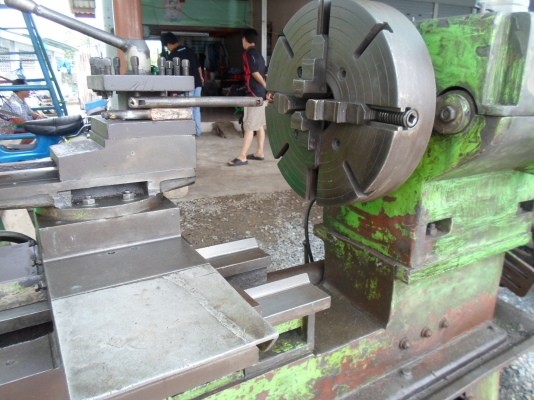 แท่นกลึงหนัก 8 ฟุต ราคาถูก ๆ 85,000 เหวี่ยงงานได้ 1 เมตร
