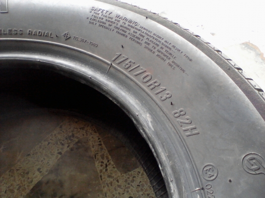 ขายยาง เปอร์เซนต์ 175/70r13 มีคู่เดียว ยางปี 2012 ขายถูกๆ ขายยาง เปอร์เซนต์ 175/70r13 มีคู่เดียว ยางปี 2012 ขายถูกๆ