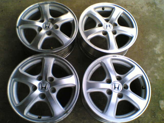 ขายยาง 215-60-17 ปี 11