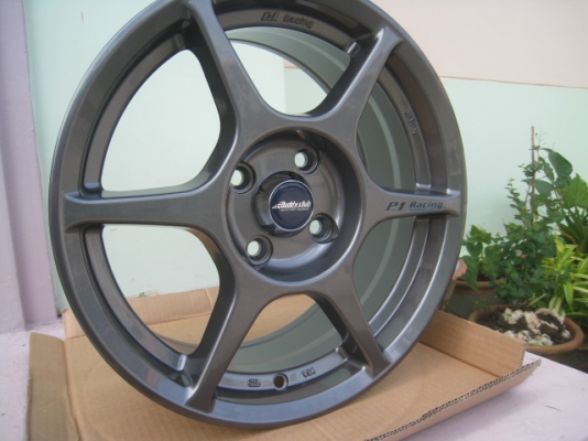 ขายล้อแม็กใหม่ Buddy club P1 racing 15"x6.5" et36 4รู100  พร้อมจุ๊ป Rays เป็นล้อใหม่ไม่เคยใช้งานครับ สนใจติดต่อเล็กคลองสาม (081-3747940)