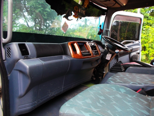 ขายด่วนรถ6ล้อHINOMAGAเครือง150แรงม้าปี51