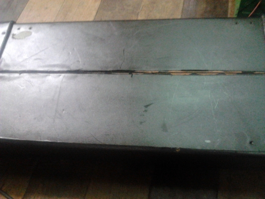 ขายตู้ลำโพงซับติดรถยนต์pioneer มีแอมปในตัว