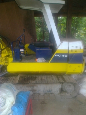 ต้องการขายด่วน pc40-6 รถสวยมาก พร้อมใช้เอกสารอินวอย