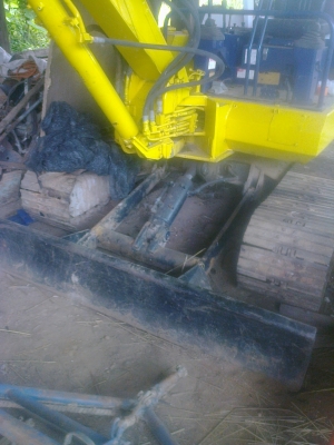 ต้องการขายด่วน pc40-6 รถสวยมาก พร้อมใช้เอกสารอินวอย