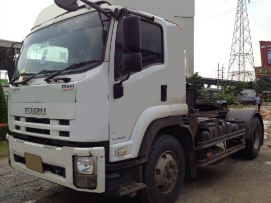 รถบรรทุก 6 ล้อ หัวลาก ยี่ห้อ ISUZU GVR 300 แรงม้า