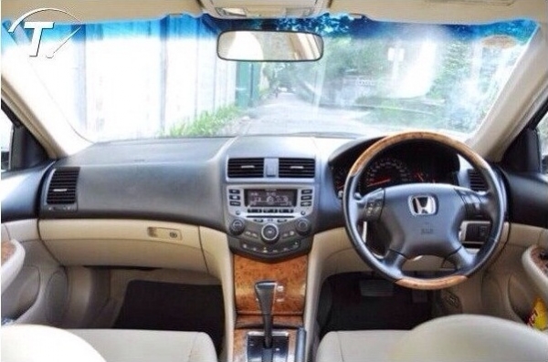 ขายรถ Honda Accord ปี 2004 ขายรถ Honda Accord ปี 2004