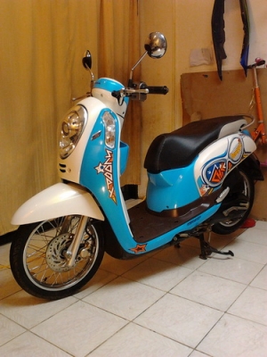 New Scoopy-i รุ่นใหม่ล่าสุด สวยๆตจวส่งได้ครับ