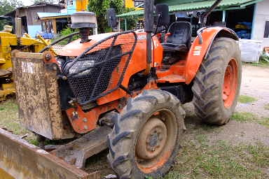 ขาย คูโบต้า m 7040 รถสวย เครื่องดี เอกสานเล่มทะเบียน พร้อมโอน เช็ก ศูตร์ คูโบต้าตรอด