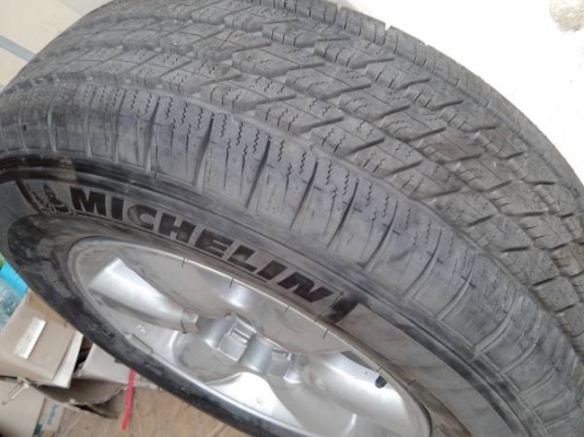 ขาย Max17 Futuner ปี11 พร้อมยางมิชลินใหม่เอี่ยม 265/65R17 ขาย Max17 Futuner ปี11 พร้อมยางมิชลินใหม่เอี่ยม 265/65R17