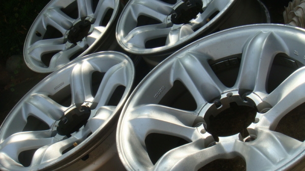 ขายล้อเล็บเหยี่ยว สวยๆ