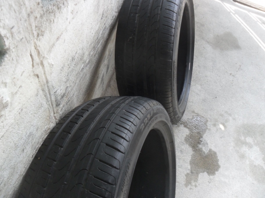 ยาง PILELLI 225/45R18 ปี10 RUNFLAT มี 1 คู่ ราคา 2200 บาท(ลายเดียวกัน)