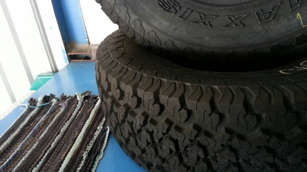ยาง 33x12.5 R15